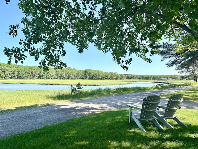 13 Norwood Ln, Kennebunkport, ME 04046 - view of property's community with a water view, a wooded view, and a lawn
