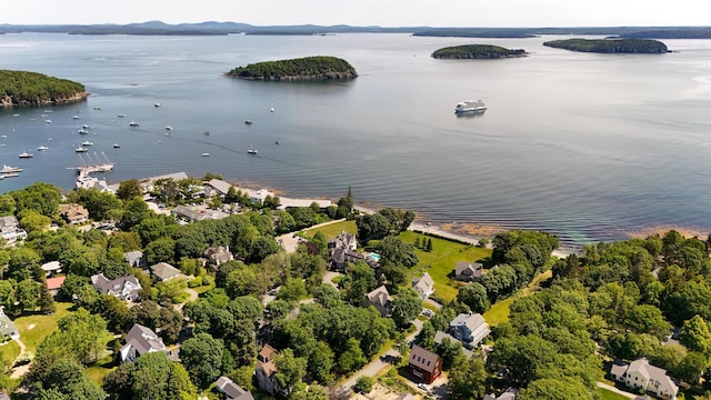 7 Grason Ln, Bar Harbor, ME 04609