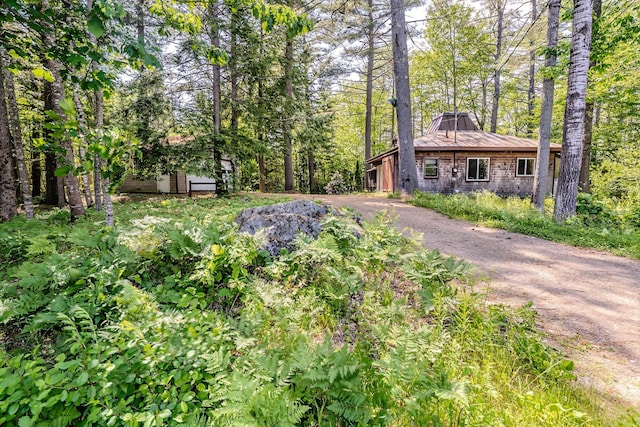 31 Herrick Rd, Belfast, ME 04915 - view of yard with asphalt driveway