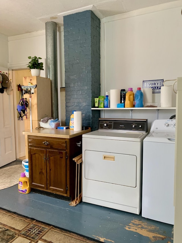 361 Water St, Addison, ME 04606 - laundry room featuring washing machine and clothes dryer
