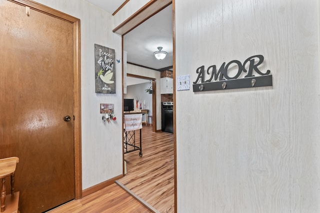 8 Grovemount Ln, Lewiston, ME 04240 - hallway featuring wood finished floors and baseboards