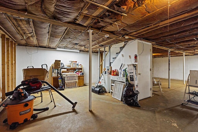 154 Rideout Ave, Lewiston, ME 04240 - unfinished below grade area with stairway