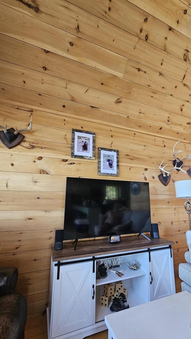 67 Upper Narrows Rd, Long Pond Twp, ME 04945 - detailed view of wooden walls