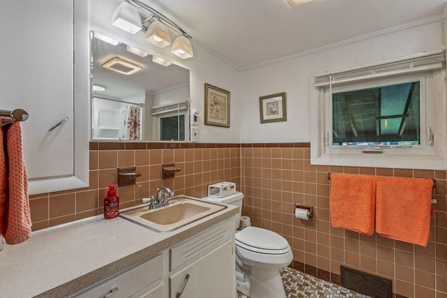 1522 Richville Rd, Standish, ME 04084 - full bathroom featuring vanity, ornamental molding, a shower with curtain, and tile walls