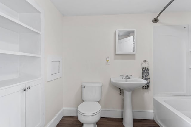 12 Robinson St, Gardiner, ME 04345 - full bath featuring wood finished floors and tub / shower combination