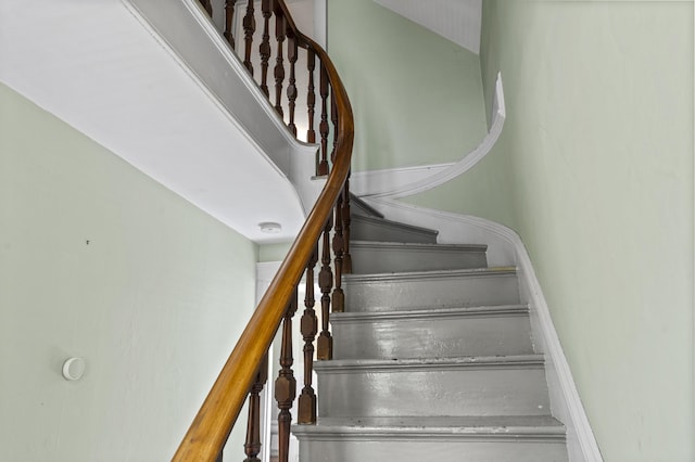 12 Robinson St, Gardiner, ME 04345 - view of stairs