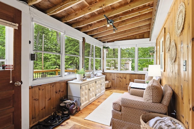 8 N Lakeview Dr, Litchfield, ME 04350 - sunroom / solarium with beamed ceiling