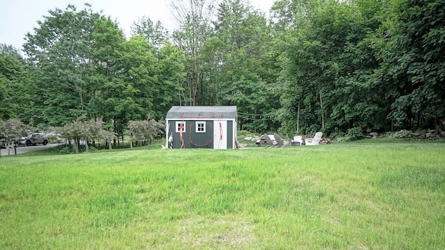 1 Daniels Way, Falmouth, ME 04105 - view of yard with a storage shed