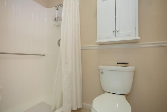 3 Fenderson Hill N, Wilton, ME 04294 - bathroom with toilet and curtained shower