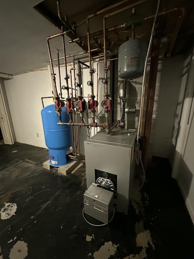53 Pennacook Cir, Wells, ME 04090 - utilities featuring a heating unit