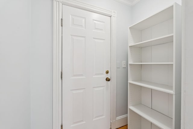 32 State St Unit 5, Portland, ME 04101 - entryway with crown molding and baseboards