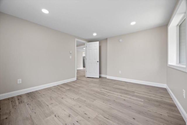 184 Jackson Rd, Waldoboro, ME 04572 - unfurnished room with light wood-type flooring and recessed lighting