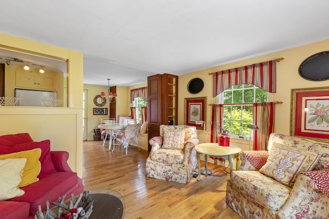 108 Colony Rd, Islesboro, ME 04848 - living area with light wood-style floors