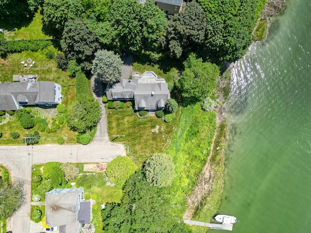 18 Fern Ave, Falmouth, ME 04105