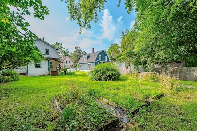 12 Court St, Rochester, NH 03867 - view of yard featuring a garden