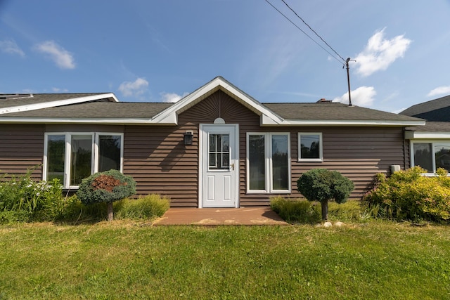 178 Potter Rd, Hudson, ME 04449 - view of front of house featuring a front yard