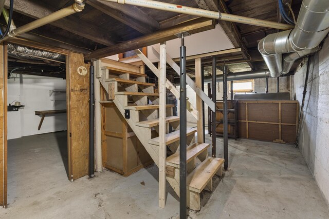 8 Riverview Ave, Lewiston, ME 04240 - below grade area featuring stairs