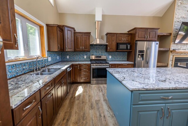 62 Mcnally Rd, Saint Albans, ME 04971