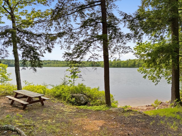 660 Sprague Rd, Waldoboro, ME 04572 - water view