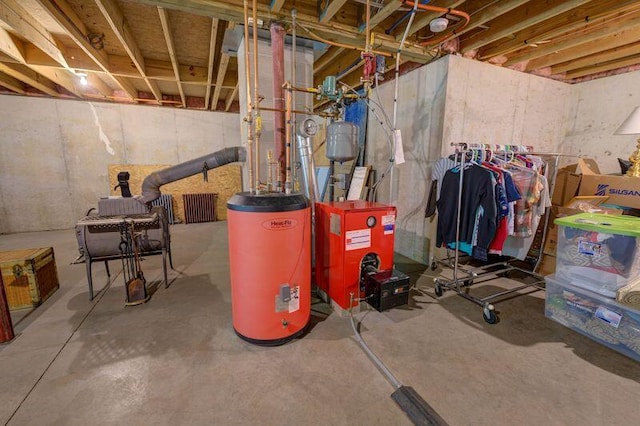125 Carver Rd E, Monmouth, ME 04259 - utilities featuring water heater