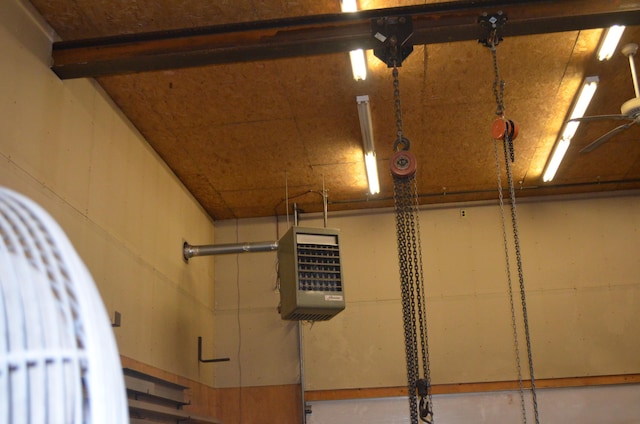 125 Carver Rd E, Monmouth, ME 04259 - garage with a heating unit