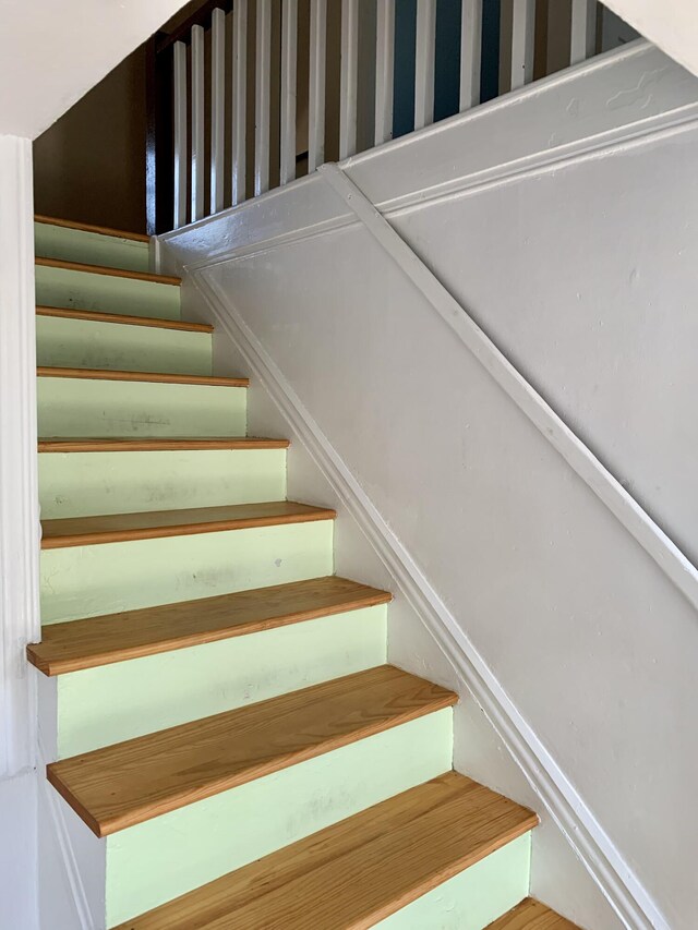 14 Third St, Eastport, ME 04631 - view of staircase