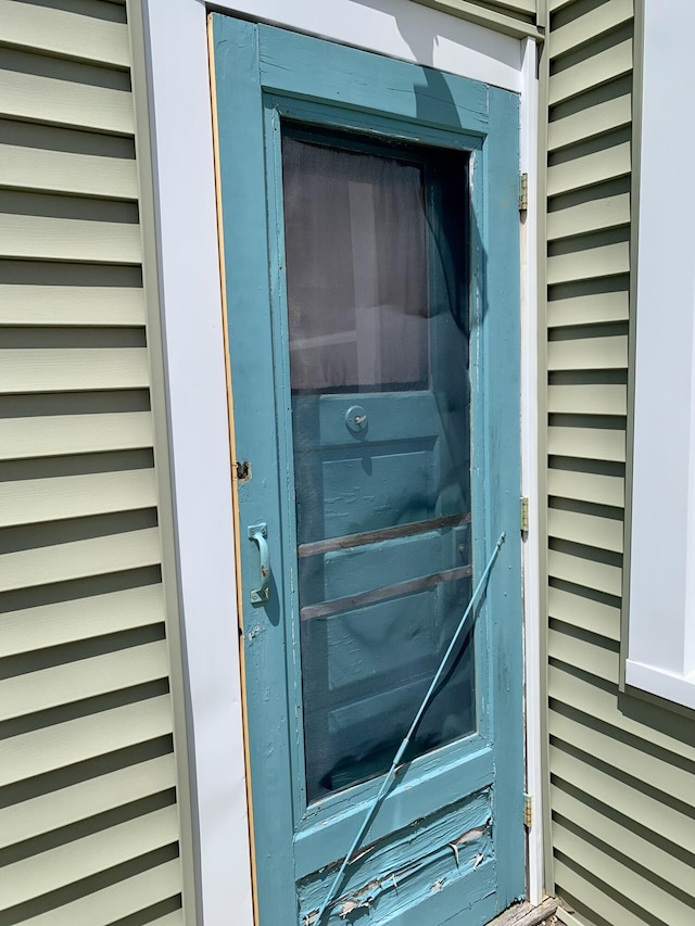 14 Third St, Eastport, ME 04631 - doorway to property