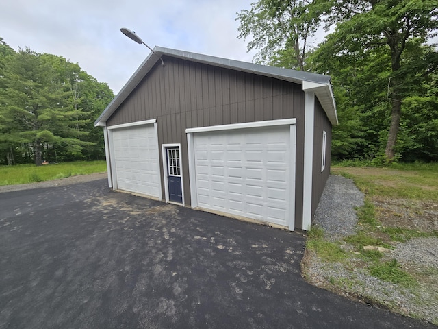 1083 N Rd, Newburgh, ME 04444 - view of detached garage