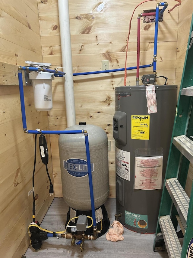 704 Sawyers Mills Rd, Starks, ME 04911 - utility room with electric water heater