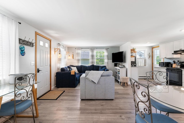 11 Farmhouse Way Unit 11, Ogunquit, ME 03907 - living room with light wood finished floors