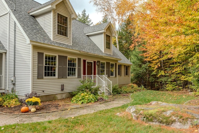 51 Tracy Cove Cir, Rome, ME 04963 - new england style home with roof with shingles