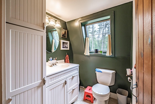 860 Gardiner Rd, Wiscasset, ME 04578 - bathroom featuring vanity and toilet