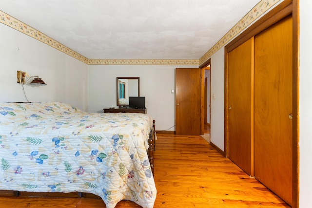106 Bowdoinham Rd, Sabattus, ME 04280 - bedroom featuring light wood-style flooring and a closet