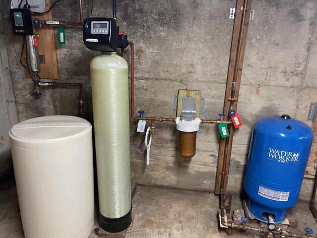 1165 Castine Rd, Penobscot, ME 04476 - view of utility room