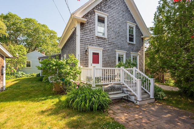 31 Bay St, Boothbay Harbor, ME 04538 - photo 1