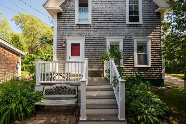 31 Bay St, Boothbay Harbor, ME 04538 - photo 2