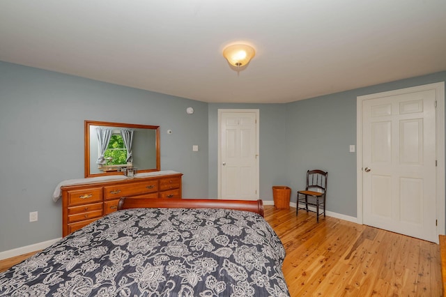15 Vine St Unit B, South Berwick, ME 03908 - bedroom featuring light wood finished floors