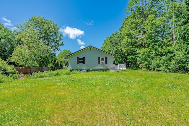 15 Vine St Unit B, South Berwick, ME 03908 - view of yard