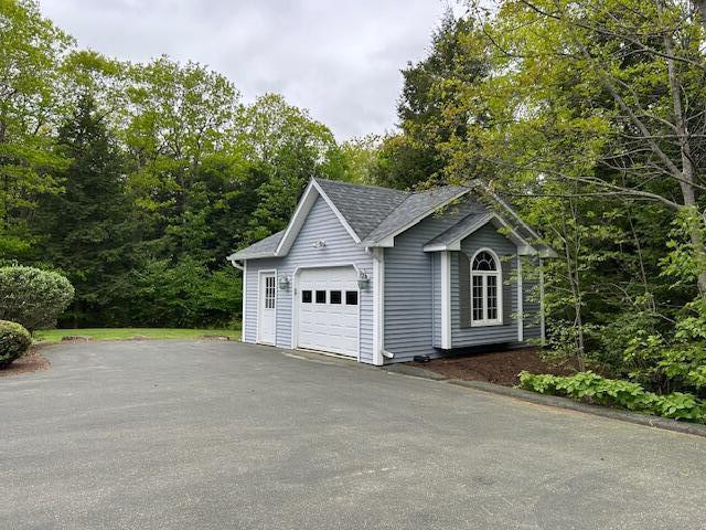 1 S Ridge Dr, Winslow, ME 04901 - garage with asphalt driveway