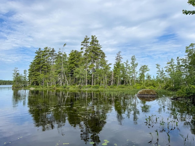 147 Loop Rd, Lincoln, ME 04457 - water view