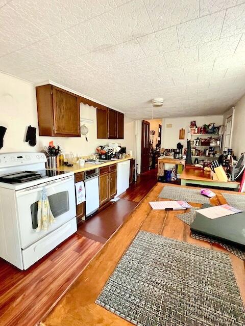 86 Silver St, Waterville, ME 04901 - photo 31