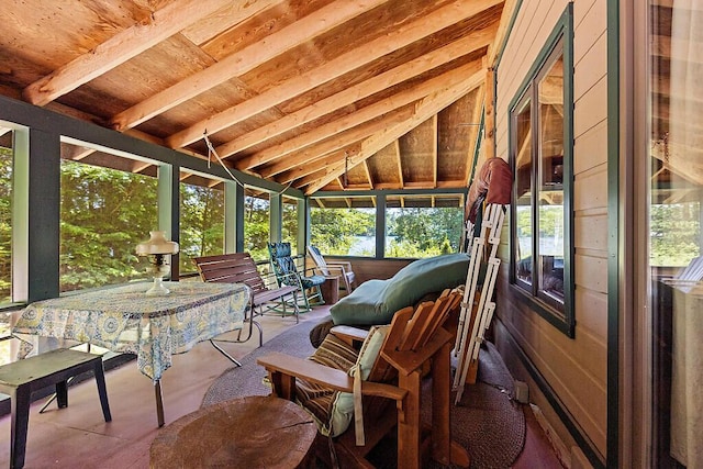 8 Horseshoe Is, Winthrop, ME 04364 - sunroom / solarium featuring vaulted ceiling