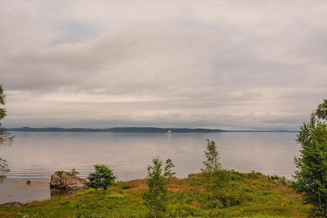 391 Main Rd, Islesboro, ME 04848 - water view