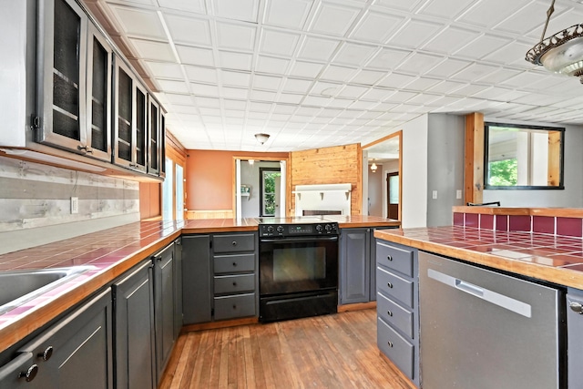 69 Mclellan St, Skowhegan, ME 04976 - photo 8