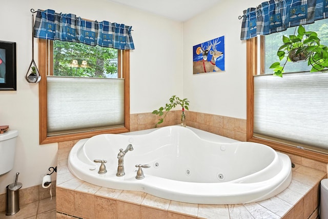 146 Lone Indian Trl, Augusta, ME 04330 - full bathroom featuring a whirlpool tub