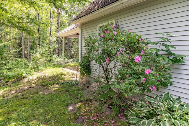 26 Spruce St, Bucksport, ME 04416 - view of yard
