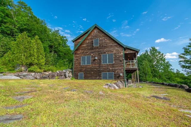 30 Hillside Dr, Kingfield, ME 04947 - view of side of property with a yard