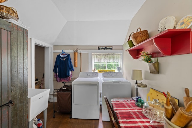 22 River Rd, Dresden, ME 04342 - laundry area featuring washing machine and clothes dryer and wood finished floors