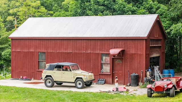 22 River Rd, Dresden, ME 04342 - view of outbuilding with a view of trees