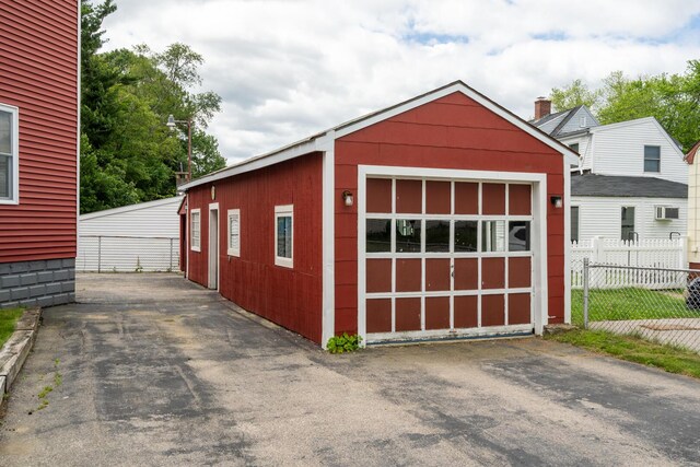 4 Sterling Rd, Kittery, ME 03904 - view of detached garage